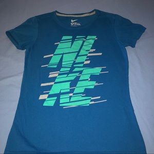 Nike Slim Fit Tee